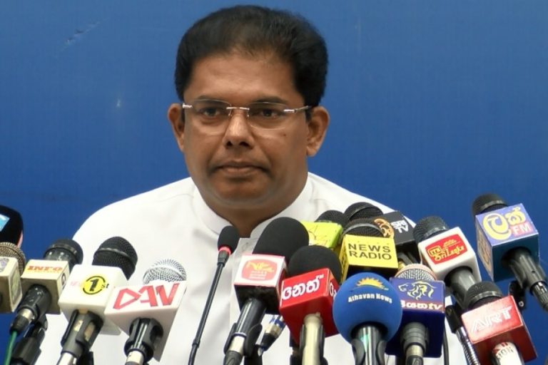 මාර්ග නීති උල්ලංඝණය කිරීමේ වැරදි සඳහා අය කරනු ලබන අවම දඩ මුදල රුපියල් 25000ක් දක්වා වැඩිකිරීමට අමාත්‍ය මණ්ඩලය අනුමැතිය