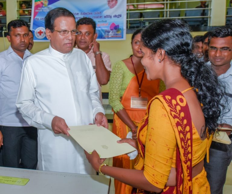 ස්වයං රැකියා උපකරණ කට්ටල පොළොන්නරුව ජනතාවට
