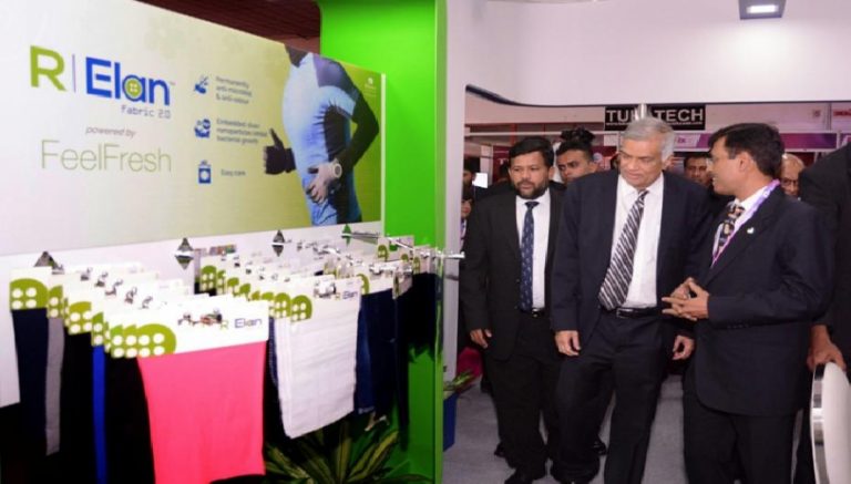 දකුණු ආසියානු ඇගළුම් හා රෙදිපිළි සැපයුම්කරුවන්ගේ ප්‍ර‍දර්ශනය අගමැති ප්‍ර‍ධානත්වයෙන්