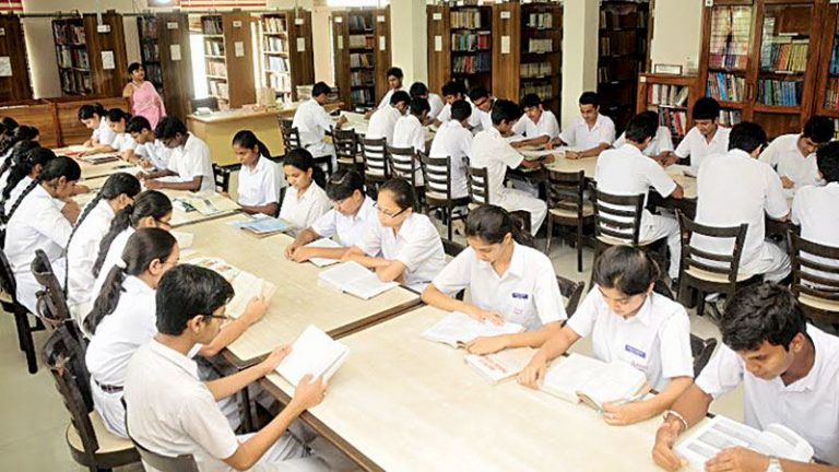 පාසල් පුස්තකාල 3,312 ක් සඳහා අවශ්‍ය කියවීම් පොත් මිලදී ගැනීමට රුපියල් මිලියන 700 ක මුල්‍ය ප්‍රතිපාදන