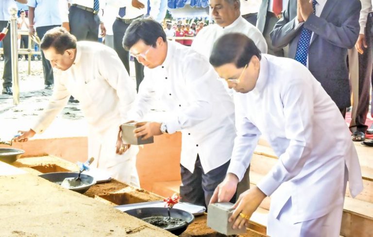 දකුණු ආසියාවේ විශාලත ම වකුගඩු රෝහලට මුල්ගල් තබයි