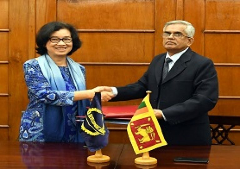 ආසියානු සංවර්ධන බැංකුව සමග ඇ. එ. ජ. ඩොලර් මිලියන 270 ක් වටිනා ණය ගිවිසුම් 3ක්