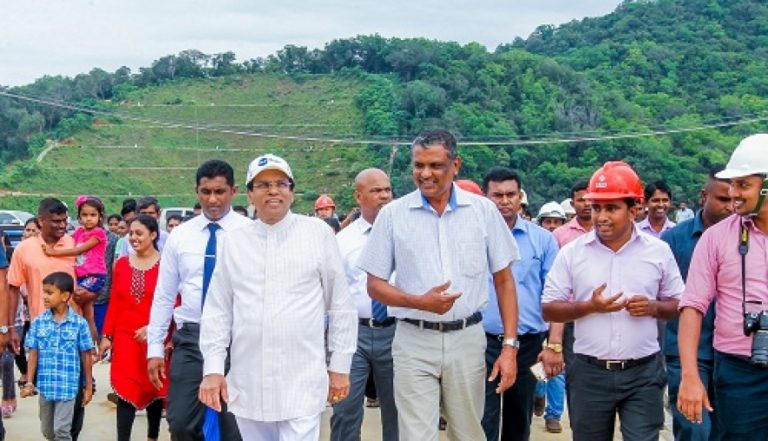 ජනපති මොරගහකන්ද ව්‍යාපෘති පරිශ්‍රය නිරික්ෂණය කරයි
