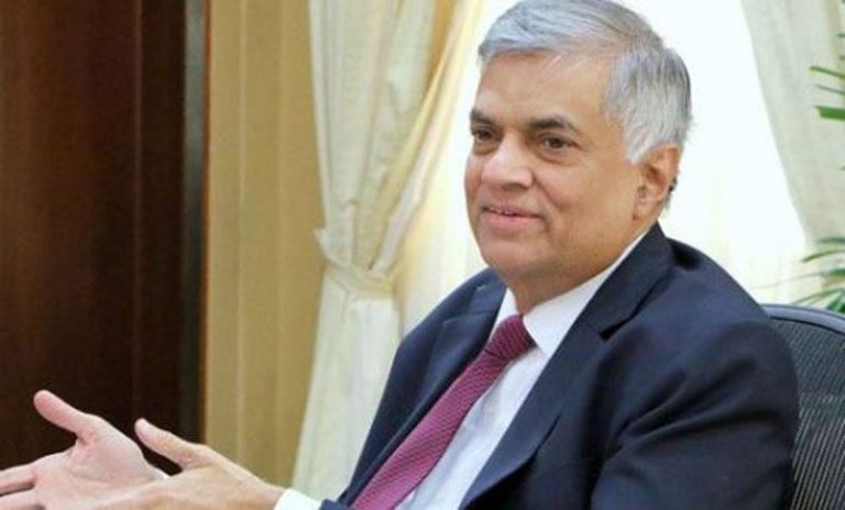 අගමැති සහ චීන නිලධාරීන් පිරිසක් අතර හමුවක්