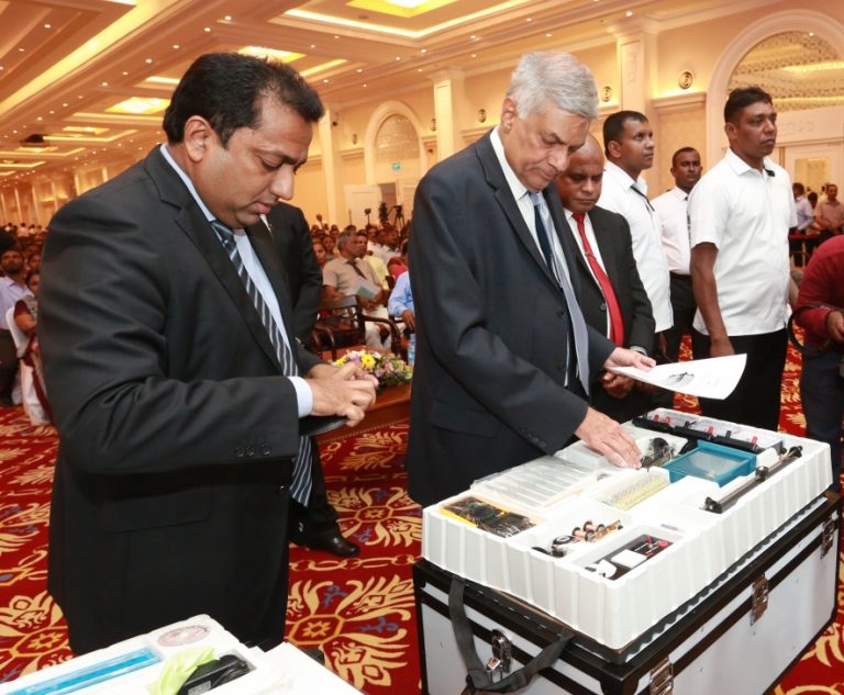 ශ්‍රී ලංකාව වැනි කුඩා රටක පරමාර්ථය විය යුත්තේ සිසු සිසුවියන් සඳහා විද්‍යා තාක්ෂණ දැනුම ලබාදීමයි