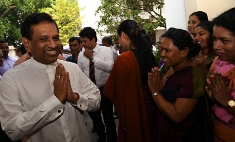 ලංකාවේ රාජ්‍ය සේවාව වේගවත් විය යුතුයි – සෞඛ්‍ය සේවාව නංවාලීම සදහා තීන්දු තීරණ වේගවත්ව ක්‍රියාත්මක කළ යුතුයි