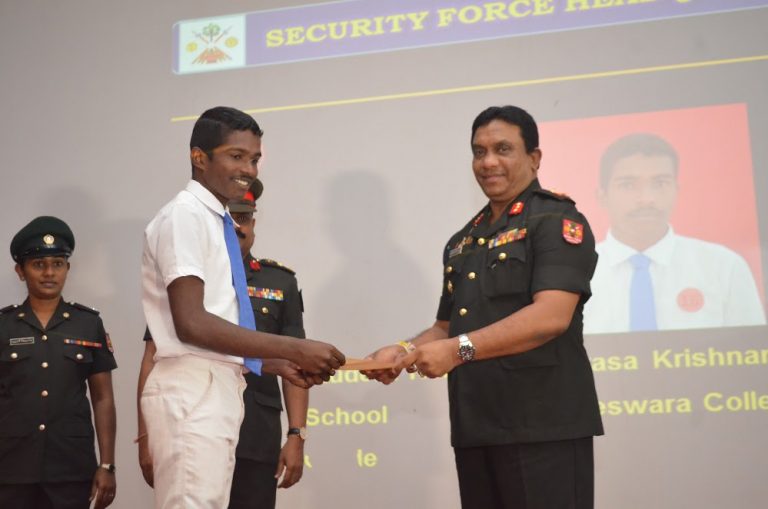 යාපනයේ අඩු ආදයම්ලාභී පාසැල් දරුවන් 50ට ශිෂ්‍යත්ව