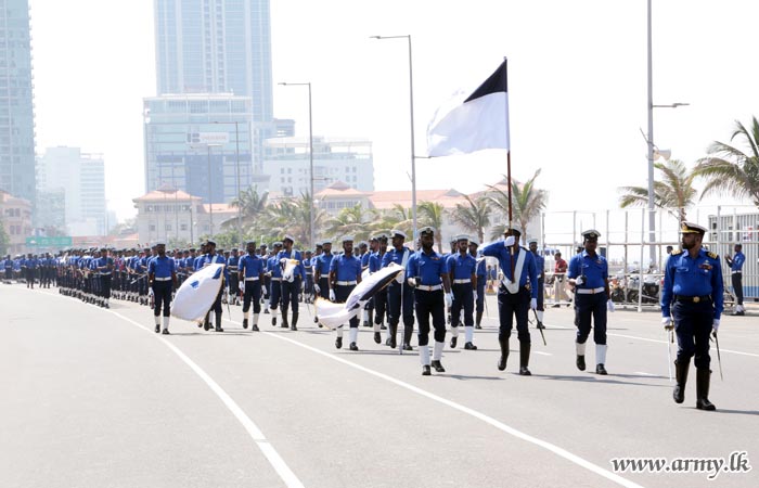 ගාලු පාරෙන් කොටසක් වසයි නිදහස් දින සැමරුමේ පෙර පුහුණුවිම් කටයුතු හේතුවෙන්