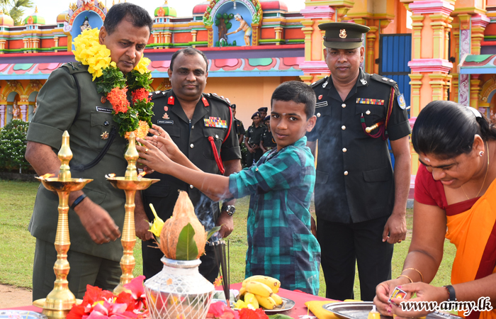 තෛපොංගල් දින බැතිමතුන් 700 කට වැඩි පිරිසකට යුද්ධ හමුදාවෙන් දන්සැලක්