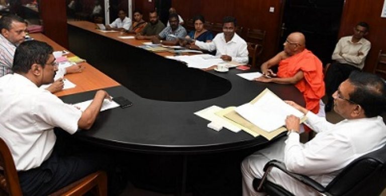 හෙඳ සේවාව මුහුණ දී ඇති ගැටලු 17 ක් සම්බන්ධයෙන් සෞඛ්‍ය අැමතිගෙන් විසදුම්