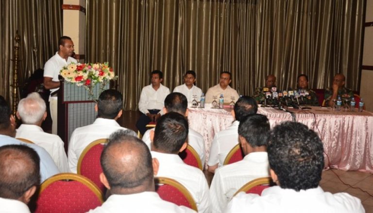 යුද්ධ හමුදාධිපති මහනුවර ප්‍රදේශයේ ආරක්ෂක කටයුතු අධික්ෂණය කිරීමේ සංචාරයක