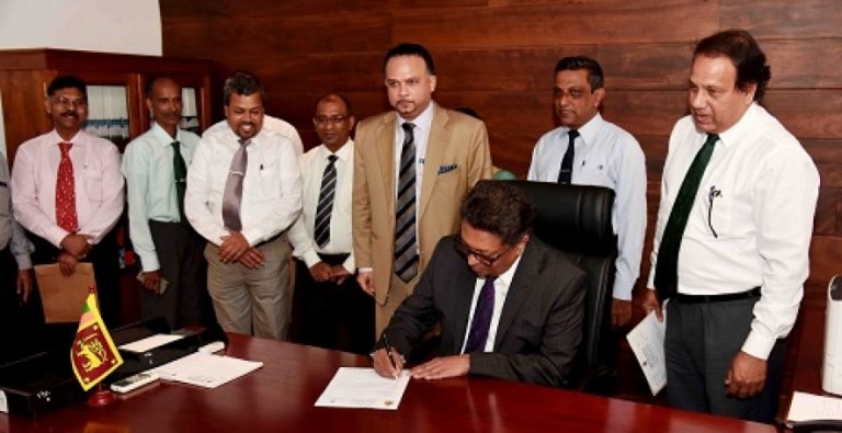 ශ්‍රී ලංකා තේ මණ්ඩලයේ නව සභාපති වැඩ භාර ගනීයි