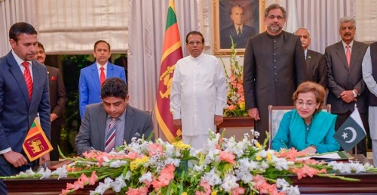 පාකිස්ථාන – ශ්‍රී ලංකා ද්විපාර්ශ්වික සාකච්ඡාවලින් අනතුරුව අවබෝධතා ගිවිසුම් 03 කට අත්සන් තබයි