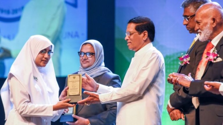 වත්මන් දරු පරපුර රැක ගැනීමේ වගකීම රජයක් ලෙස උපරිමයෙන් ඉටුකරනවා – ජනපති