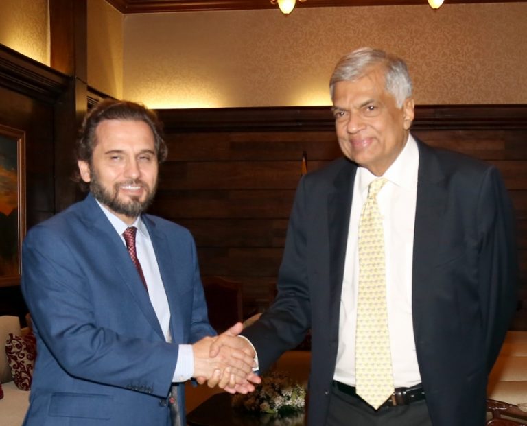 අගමැති සහ ජෝර්දානයේ මිරෙද් රාද් සෙයිද් අල් හුසේන් කුමරු අතර හමුවක්