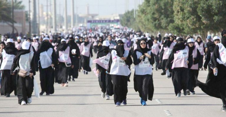 සෞදි අරාබියේ කාන්තාවන් පිළිබඳව පවතින නීති රීති ක්‍රම ක්‍රමයෙන් ලිහිල්වෙයි