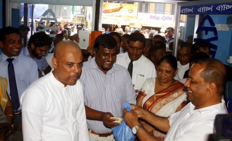 උත්සව සමයේ මත්ස්‍ය මිල ගණන් ඉහළ යාම පාලනයට ධීවර හා ජලජ සම්පත් සංවර්ධන අමාත්‍යංශයෙන් විශේෂ වැඩපිළිවෙළක්