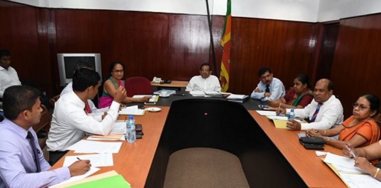 දිවයින පුරා පෝෂණ වෛද්‍ය ඒකක 160 ක් – සෞඛ්‍ය අැමති