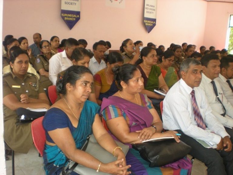 කුරුණෑගල දී ළමා ශ්‍රමය ශූන්‍යත්වයට පත් කිරීම සඳහා නිලධාරීන් දැනුවත් කිරීමක්