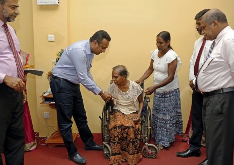 විදේශ රැකියා සඳහා පිටත්ව ගොස් සිටියදී හදිසි අනතුරුවලට ලක්වූ ශ‍්‍රමිකයින් සඳහා වන්දි