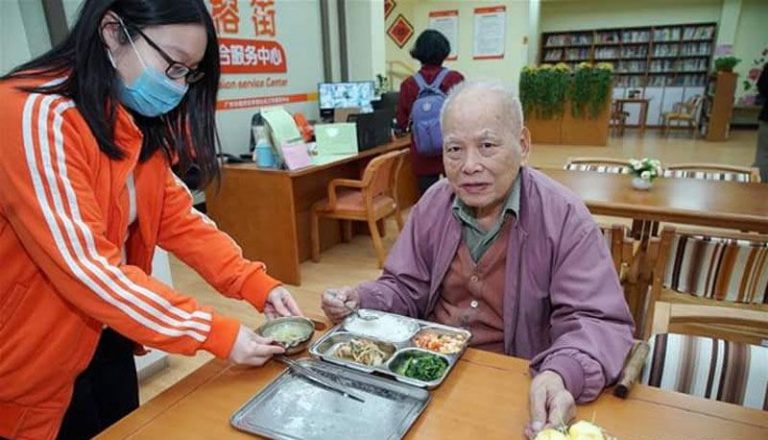 චීනයේ වයස්ගත පුරවැසියන් වෙනුවෙන් ලබා දෙන සේවා ඉහළ නැංවීමට අවධානය