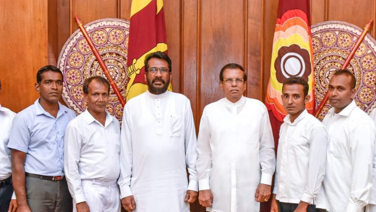 ස්වාධීන කණ්ඩායම නියෝජනය කරමින් මහියංගණය ප‍්‍රාදේශීය සභාවට තේරිපත්වූ සාමාජිකයින් අට දෙනා ශි‍්‍ර ලංකා නිදහස් පක්ෂයට