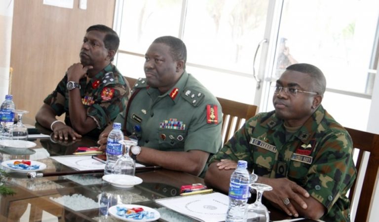මෙරට සංචාරයක නිරත නයිජීරියානු යුද්ධ හමුදා දූත පිරිස යාපනයට