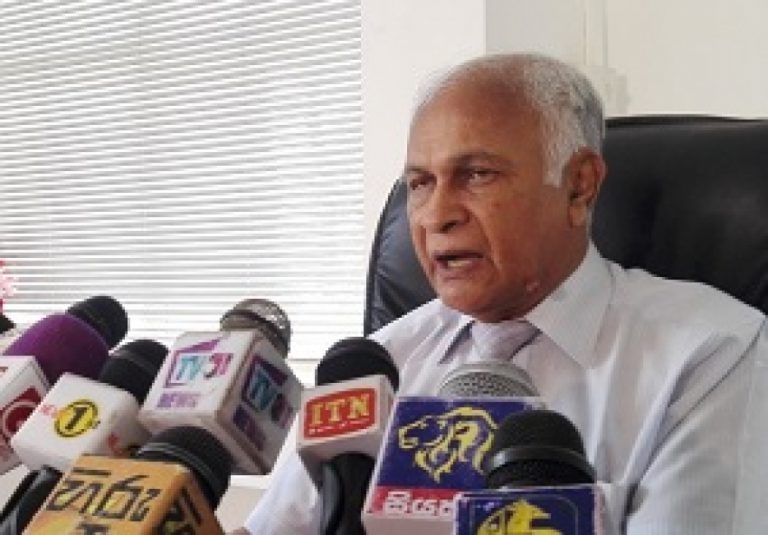 බස් ගාස්තු ගැන බස් සංගම් සහ ගමනාගමන කොමිෂම අතර අද සාකච්ඡාවක්