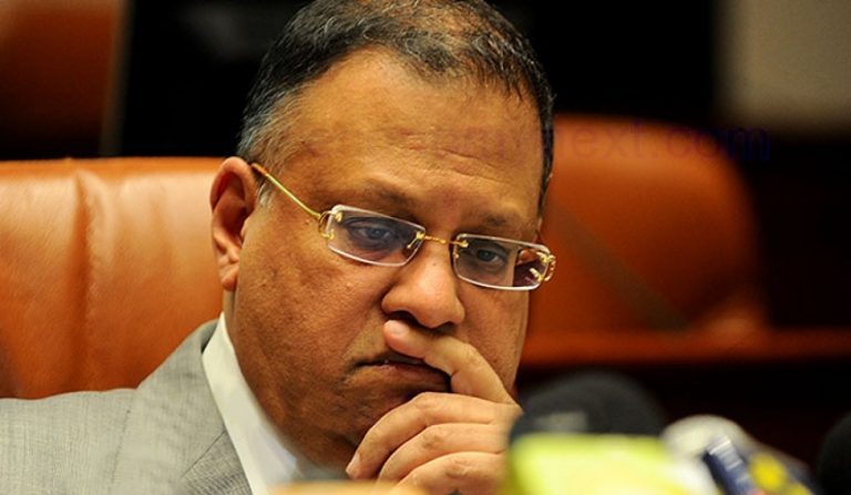 අර්ජුන් මහේන්ද්‍රන් සිංගප්පූරුවේ සිටින බවට දැනුම් දෙයි