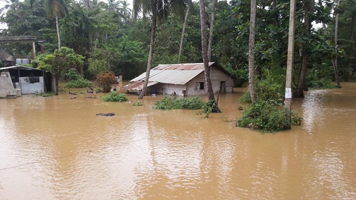 ගංවතුර බැස යාමත් සමඟ එම ප්‍රදේශවල වසංගත රෝග පැතිර යාමේ අවදානමක්