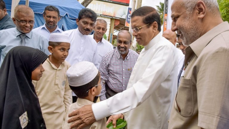 ජනපති අතින් පුලිච්චාකුලම ජල පිරිපහදු යන්ත්‍රාගාරය ජනතා අයිතියට