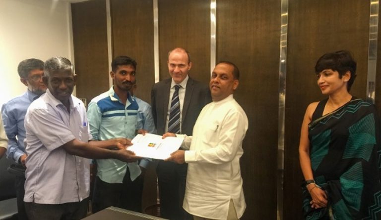 වාකරෙයි ප්‍රදේශයේ අක්කර 500 ක කොළ පිපිඤ්ඤා වගාව ලෝක බැංකු ආධාර යටතේ ක්‍රියාත්මක කිරීමට පියවර