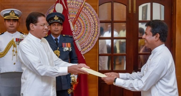 බුද්ධික පතිරණ මහතා කර්මාන්ත හා වාණිජ කටයුතු නියෝජ්‍ය අමාත්‍යවරයා ලෙස දිවුරුම් ද‌ෙයි