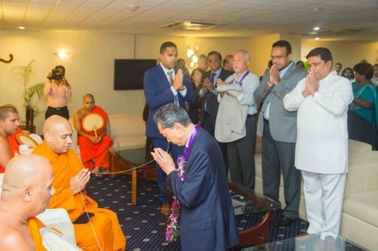 ජපානයේ හිටපු අගමැති තෙදින නිල සංචාරයක් සඳහා ම‌ෙරටට