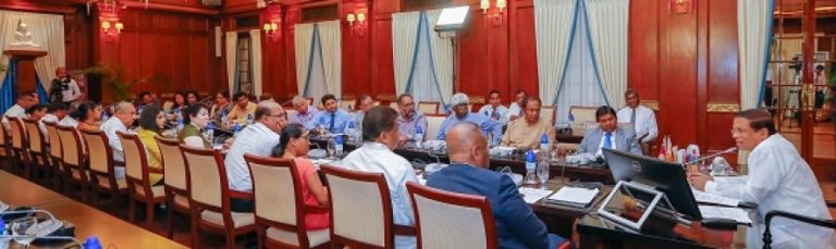 ජනපති සහ කලාකරුවන් අතර හමුවක්