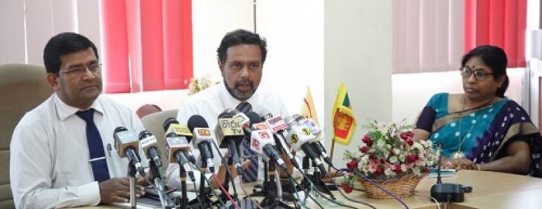 අත්‍යාවශ්‍ය සේවාවක් වන තැපැල් දෙපාර්තමේන්තුවේ වෘත්තීය සමිතිය වර්ජනය කිරීම අසාධාරණයි