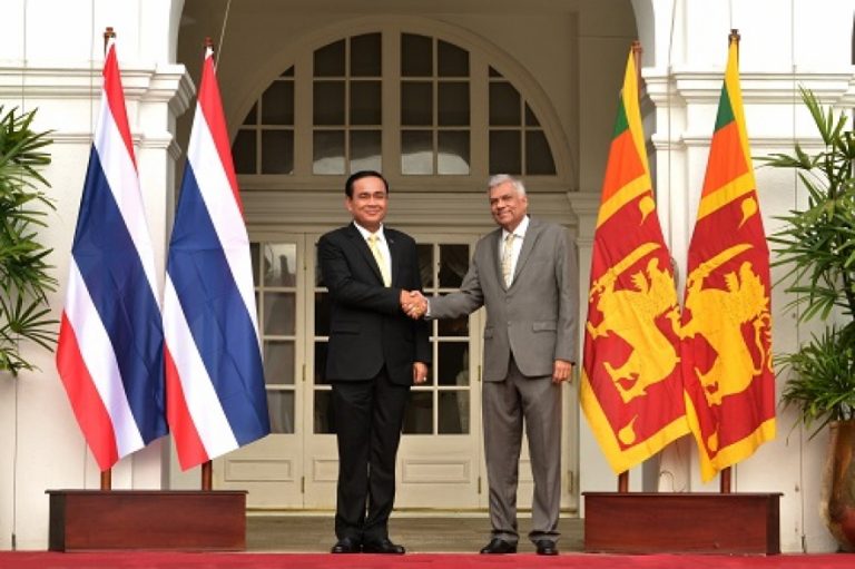තායි – ශ්‍රී ලංකා අගමැතිවරු හමුවෙති