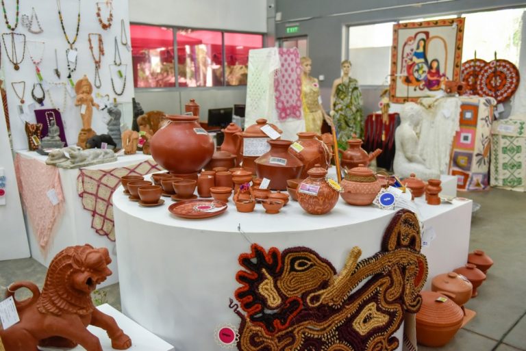 ජනාධිපති සම්මාන හස්ත කර්මාන්ත තරඟය හා ප්‍රදර්ශනය අද