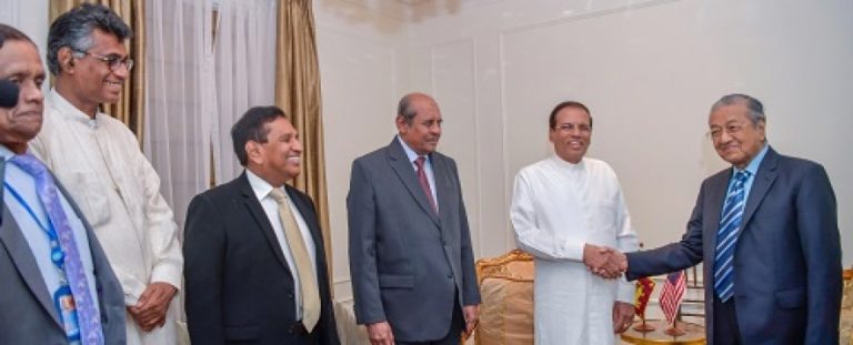 ජගත් සමුළුව අතරතුර ජනපති සහ මැලේසියා අගමැති හමුවක්