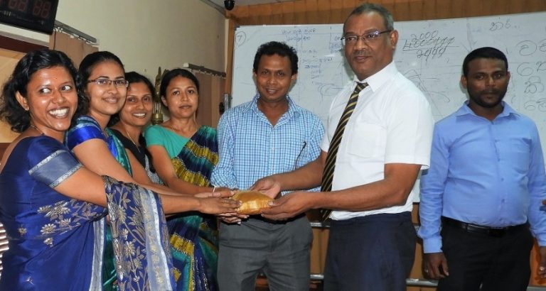රාජ්‍ය නිලධාරීන්ගේ දෙමළ භාෂා දැනුම වැඩි දියුණු කිරීමට දෙදින වැඩමුළු පහක්