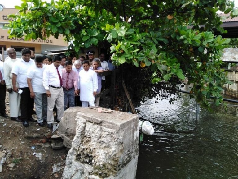 ගාලු ඕලන්ද පාලම පුරාවිද්‍යාත්මක වටිනාකමට හානියක් නොවන පරිදි සියලු දෙනාගේම එකඟත්වය මත පාලම ඉදි කිරිම ආරම්භ කළ යුතුයි –  විජයදාස රාජපක්ෂ