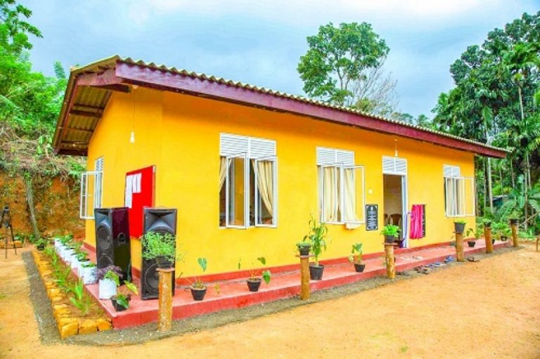 ‘‘නිල සෙවණ’’ කාර්යාල 13 ක් ජනතා අයිතියට පත් කිරිමට නියමිතයි
