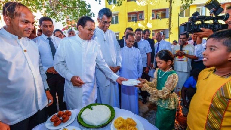 මුල්ලේරියාව, මණ්ඩාවිල මධ්‍ය ආදායම් නිවාස ව්‍යාපෘතිය ජනතා අයිතියට