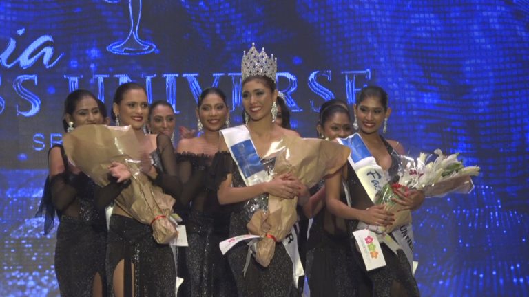 සොදුරු රුවැත්තියන් කිරුලු පලදවන Facia miss world සහ Facia miss universe අවසන් මහා තරඟය
