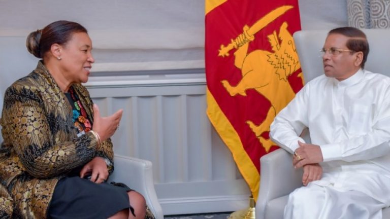 පොදු රාජ්‍ය මණ්ඩලයේ මහලේකම් පැට්රීෂියා ස්කොට්ලන්ඩ් හා ජනපති හමුවක්