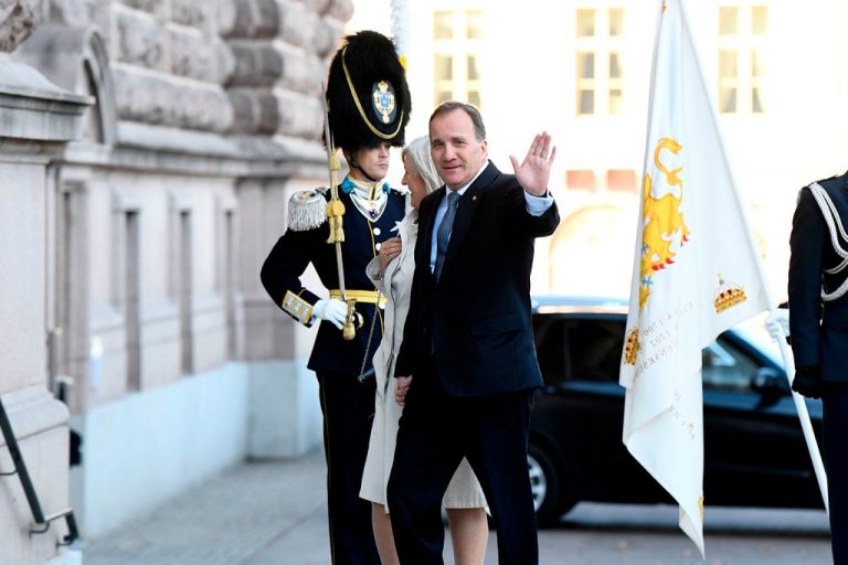 ස්වීඩන් අගමැති විශ්වාසභංගයෙන් පරාජයට පත්ව‌ෙ‌යි