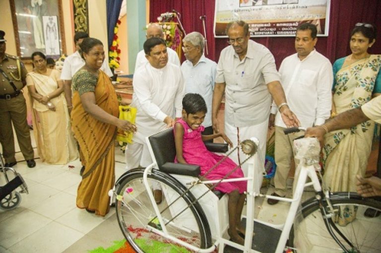 නිල මෙහෙවර යටත‌ේ යාපනයේ ගැටලු 140,000ක් විසඳා අවසන්