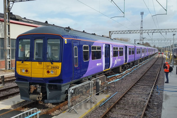 එන්ජිමක් නැති දුම්රියක් අද අත්හදා බලයි