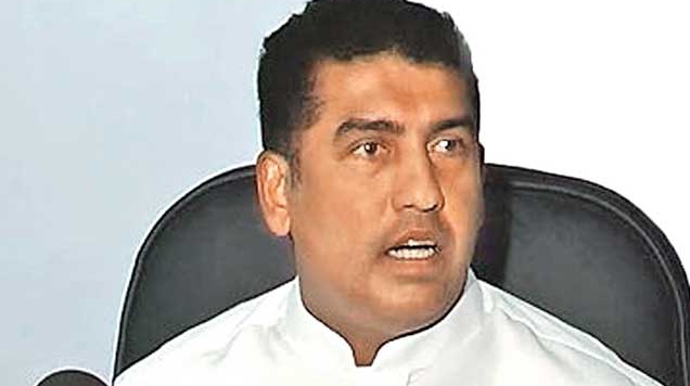 බයිබලයෙන් දමා ගැසුවේ නැති බව ජොන්ස්ටන් කියයි