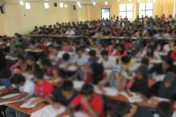 මින් පසු ඉරිදා හා පෝය දකුණේ උපකාරක පන්ති බෑ